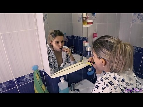 ❤️ Mae darnia gyda ifanc mewn pyjamas yn dod i ben cum llafar yn ass - letty du porno Rwsiaidd ar cy.pornobot.ru ❌️❤